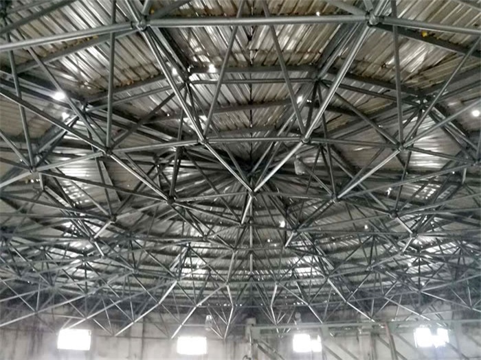 克拉玛依洗煤厂蓄水池网架